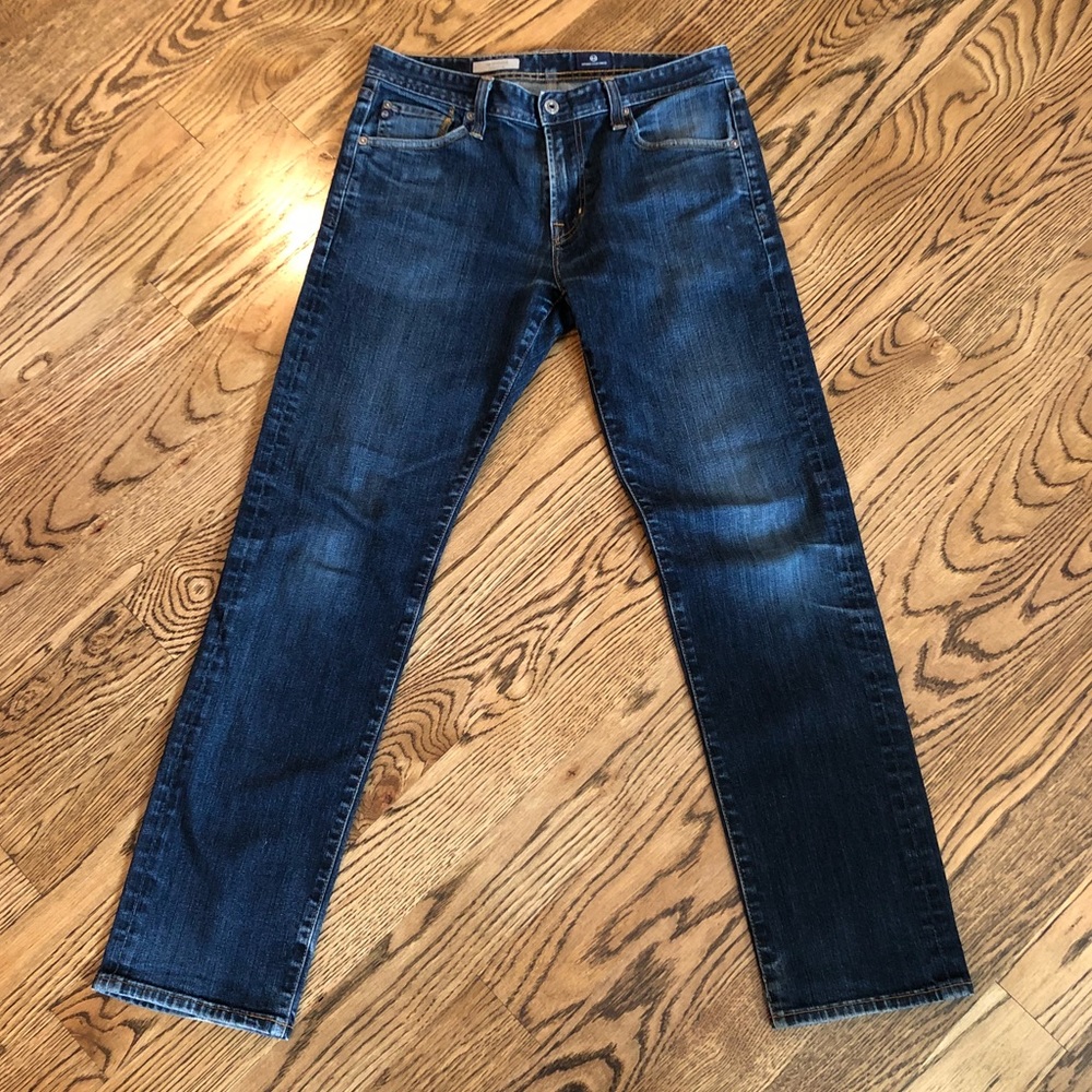 AG The Graduate Tailored Leg Jeans